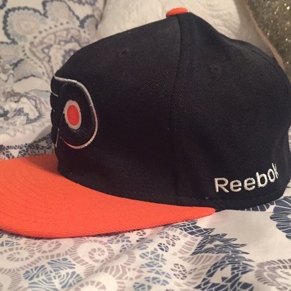 Philadelphia Flyers flat brim hat - Picture 2 of 2